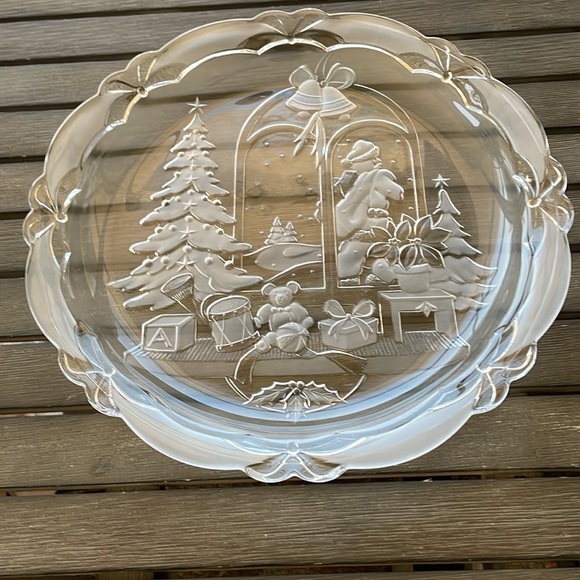 Vintage 1992 Crystal Clear Studios  Christmas Joy 14” Platter - Picture 1 of 5